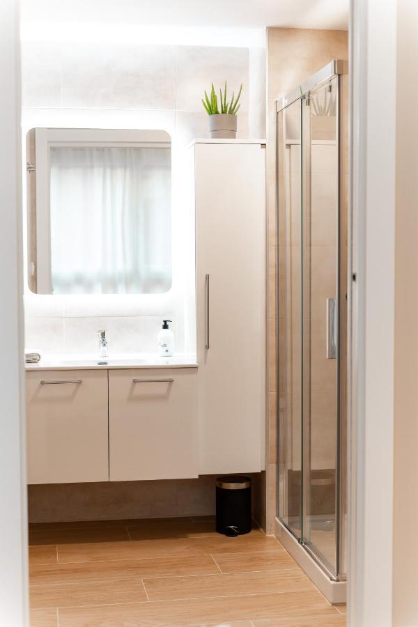 Apartamentos Kai Getxo Exteriör bild